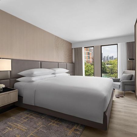 Marriott Executive Apartments, Bangkok Townhall Sukhumvit Exterior photo