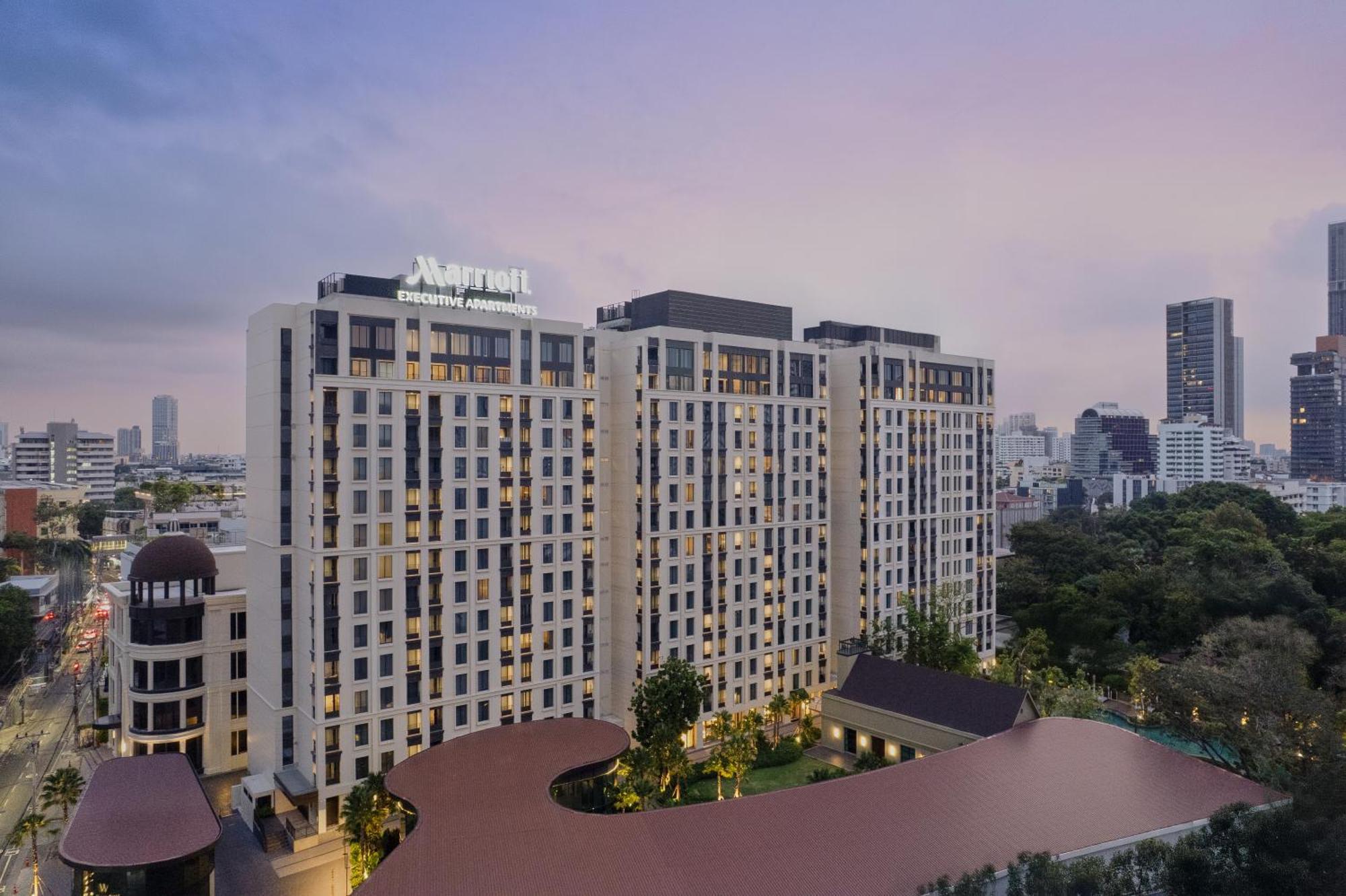 Marriott Executive Apartments, Bangkok Townhall Sukhumvit Exterior photo