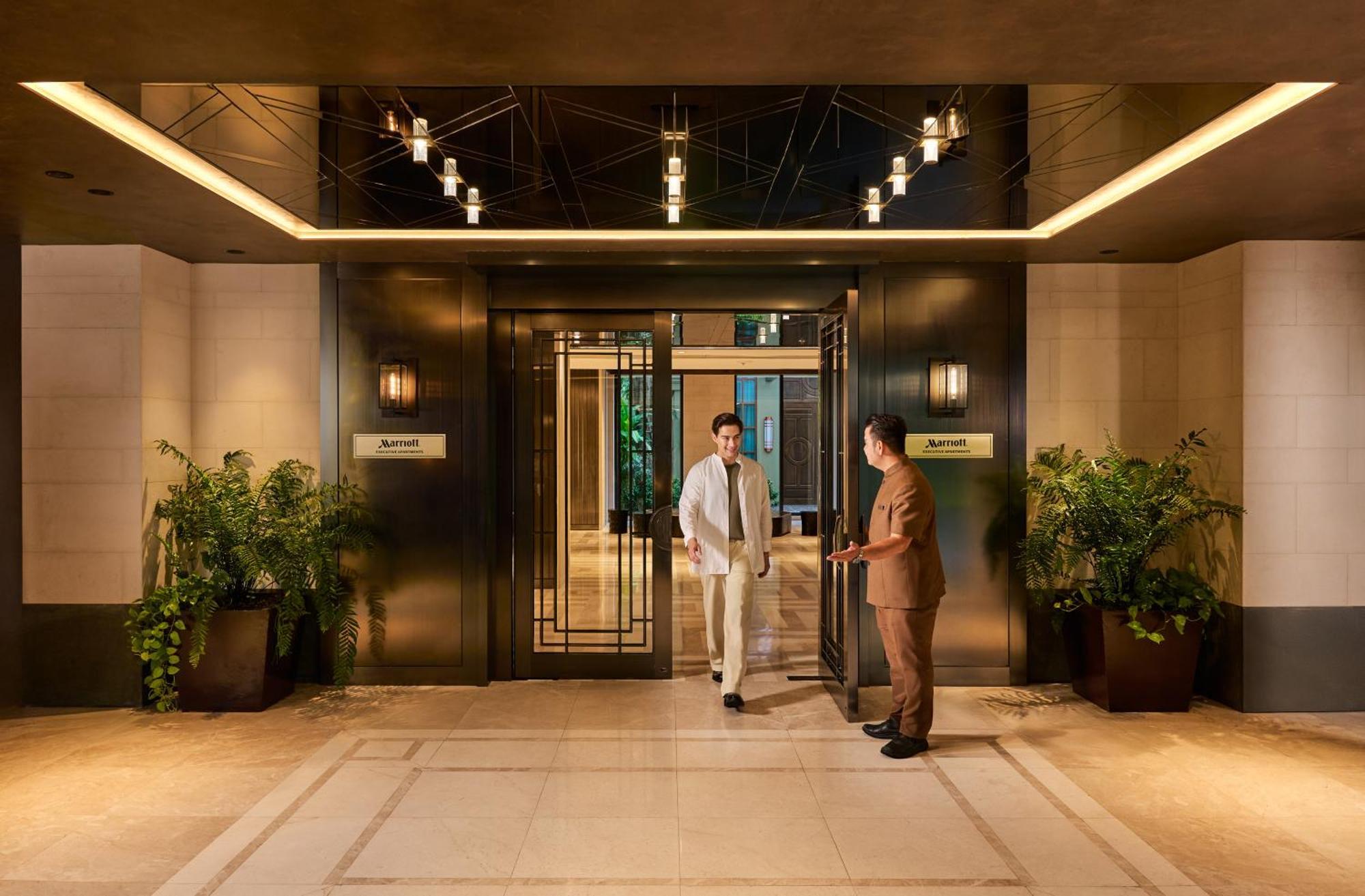 Marriott Executive Apartments, Bangkok Townhall Sukhumvit Exterior photo
