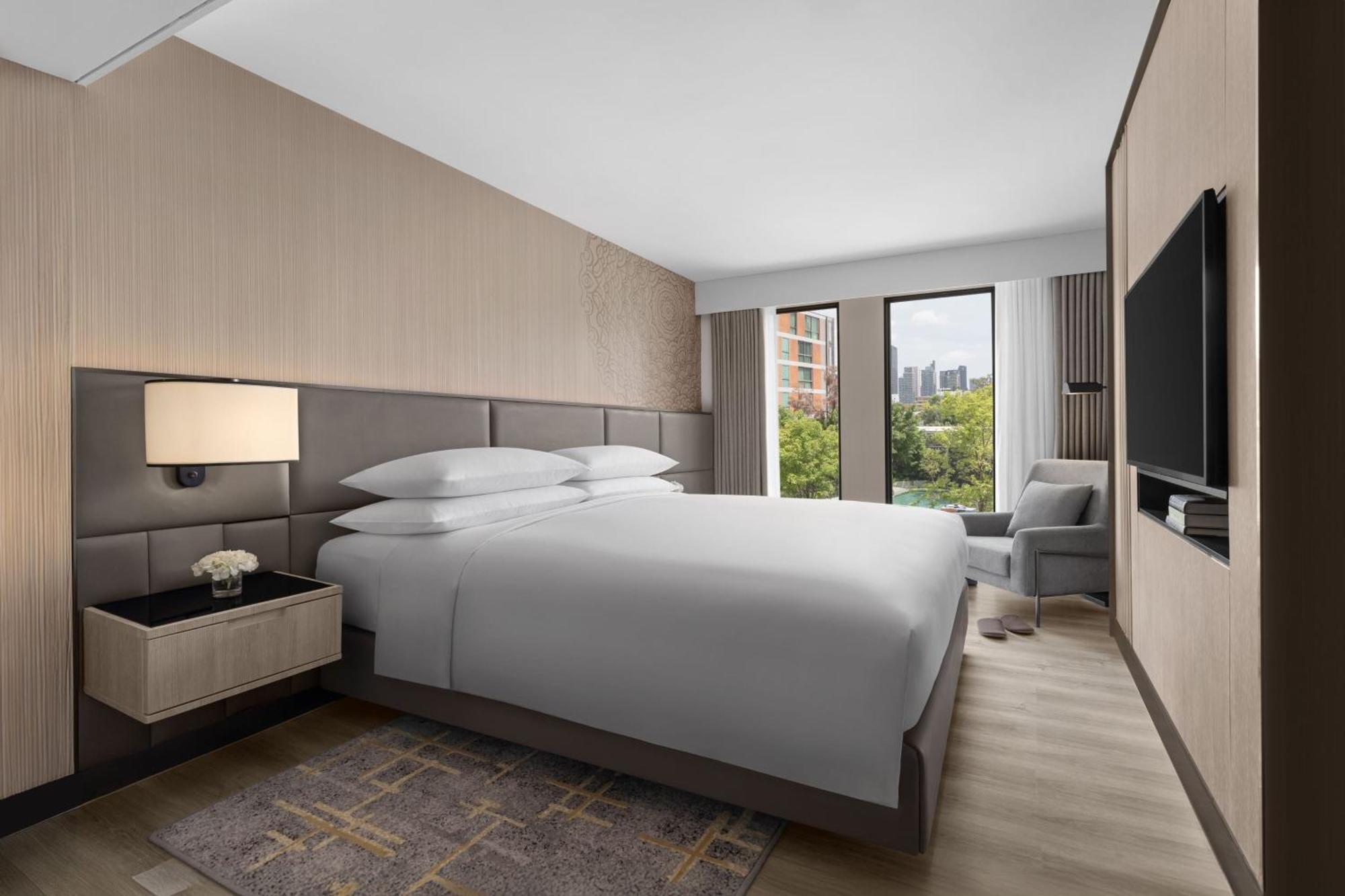 Marriott Executive Apartments, Bangkok Townhall Sukhumvit Exterior photo